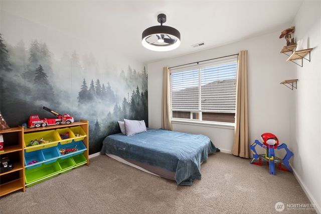 5530 Douglas Avenue SE, Auburn, WA 98093