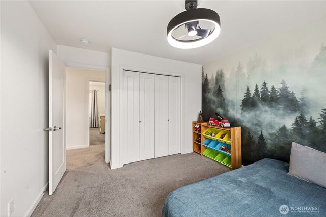 5530 Douglas Avenue SE, Auburn, WA 98093