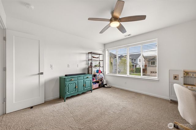 5530 Douglas Avenue SE, Auburn, WA 98093