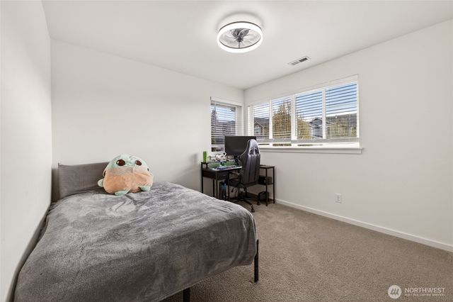 5530 Douglas Avenue SE, Auburn, WA 98093