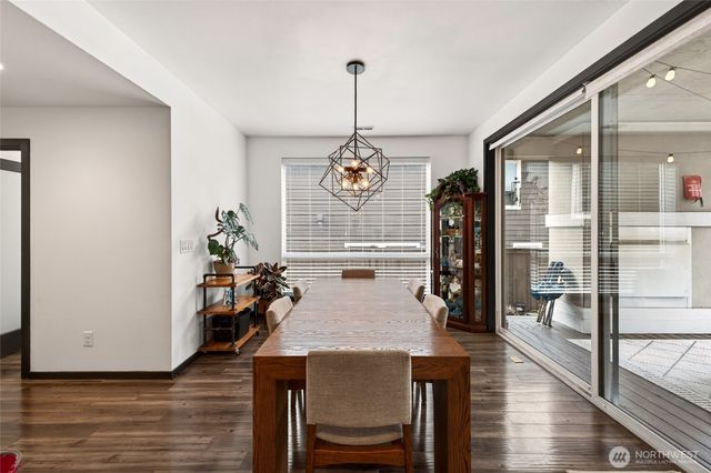 5530 Douglas Avenue SE, Auburn, WA 98093