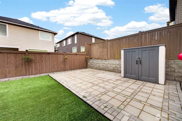 5530 Douglas Avenue SE, Auburn, WA 98093
