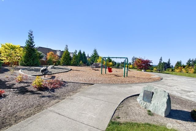 5530 Douglas Avenue SE, Auburn, WA 98093