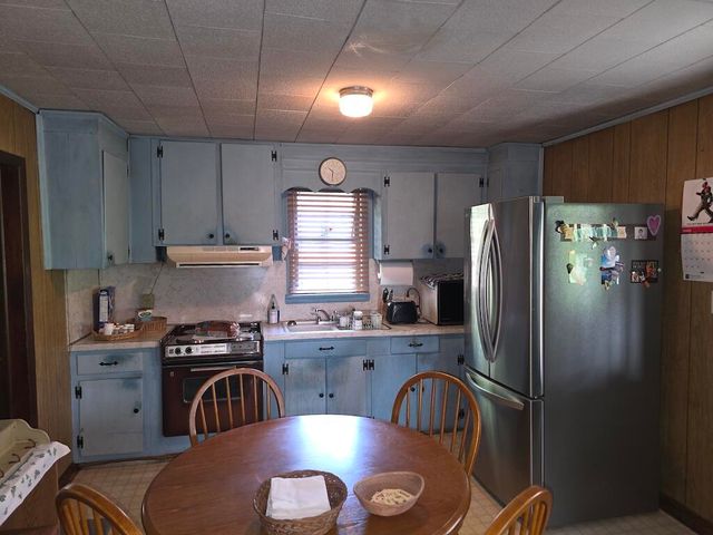 535 Waterworks RD, Radford, VA 24141