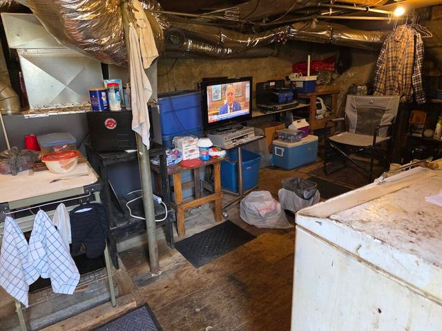 535 Waterworks RD, Radford, VA 24141