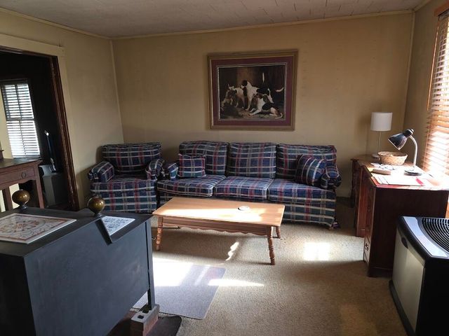 535 Waterworks RD, Radford, VA 24141