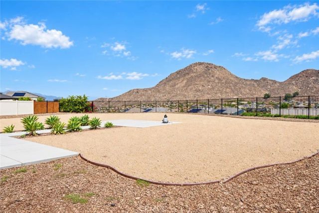 8012 Rooster Court, Riverside, CA 92507