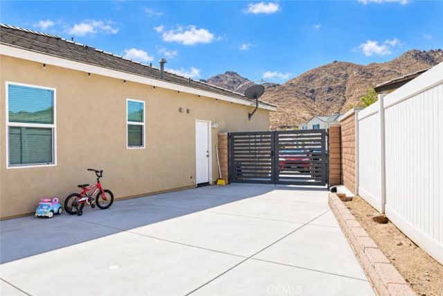 8012 Rooster Court, Riverside, CA 92507