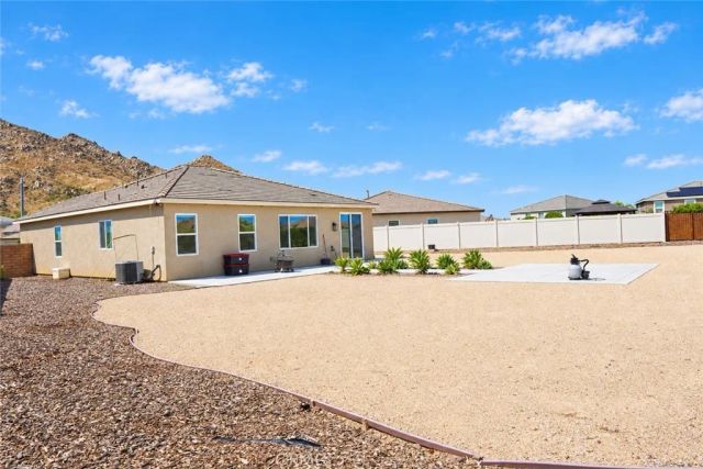 8012 Rooster Court, Riverside, CA 92507