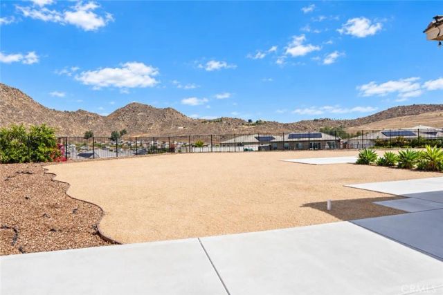 8012 Rooster Court, Riverside, CA 92507