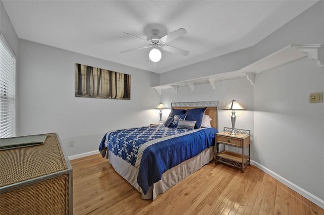 734 Lake View Drive, Montgomery, TX 77356