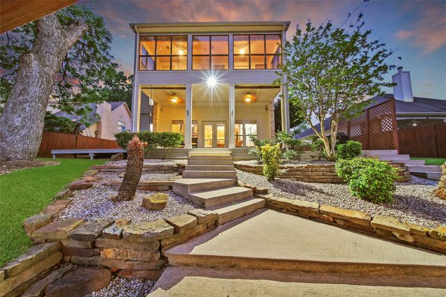 734 Lake View Drive, Montgomery, TX 77356