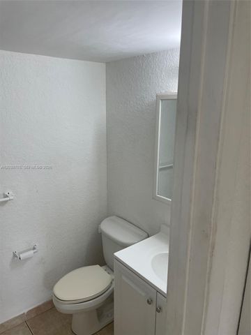 2401 Riverside Drive 203B, Coral Springs, FL 33065