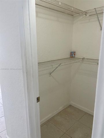2401 Riverside Drive 203B, Coral Springs, FL 33065