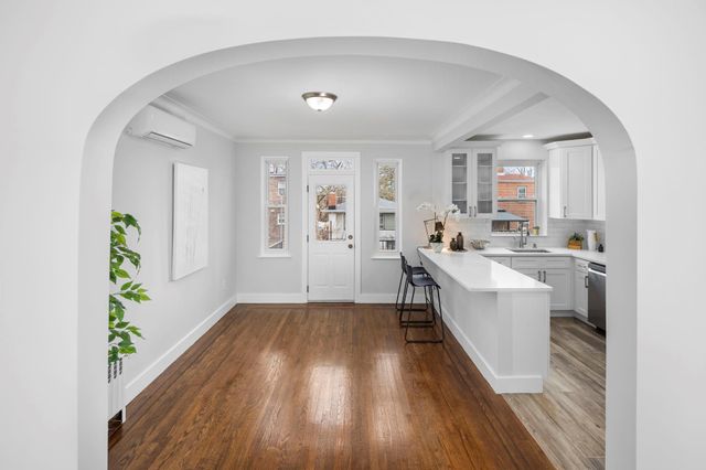 2520 Tenbroeck Avenue, Bronx, NY 10469