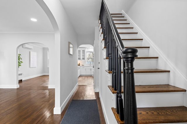 2520 Tenbroeck Avenue, Bronx, NY 10469
