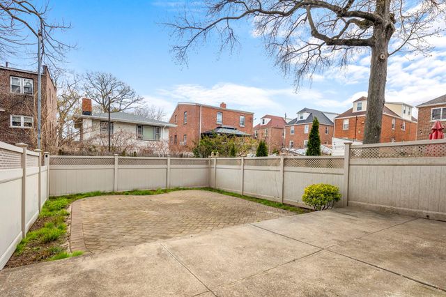 2520 Tenbroeck Avenue, Bronx, NY 10469