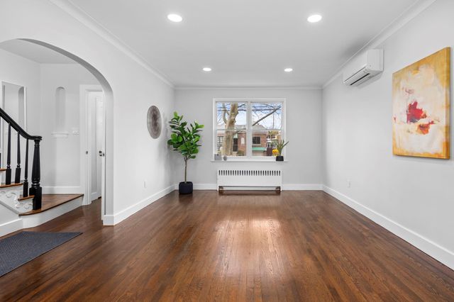 2520 Tenbroeck Avenue, Bronx, NY 10469