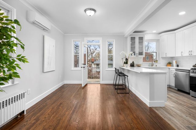 2520 Tenbroeck Avenue, Bronx, NY 10469