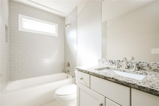 2855 Olivine Drive, Dacula, GA 30019