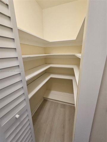 834 Raymond St, Miami Beach, FL 33141