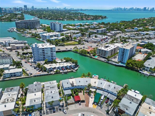 834 Raymond St, Miami Beach, FL 33141