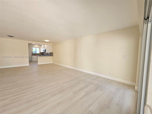 834 Raymond St, Miami Beach, FL 33141
