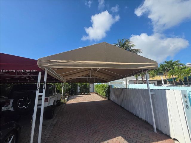 834 Raymond St, Miami Beach, FL 33141