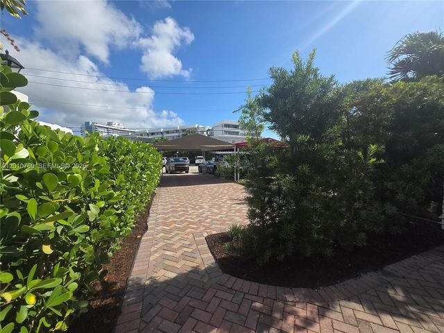 834 Raymond St, Miami Beach, FL 33141