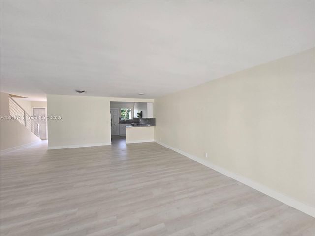 834 Raymond St, Miami Beach, FL 33141