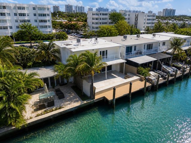 834 Raymond St, Miami Beach, FL 33141