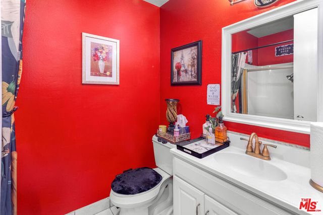 5950 Canterbury Drive C209, Culver City, CA 90230