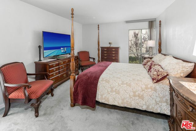 5950 Canterbury Drive C209, Culver City, CA 90230