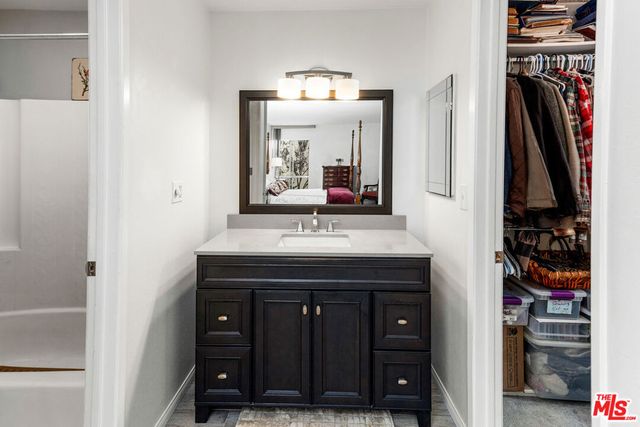 5950 Canterbury Drive C209, Culver City, CA 90230