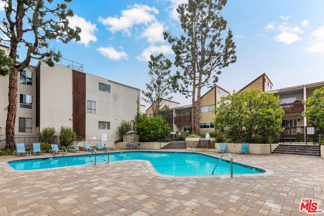 5950 Canterbury Drive C209, Culver City, CA 90230