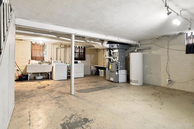 3695 Lakewood Drive, Green Twp, OH 45248