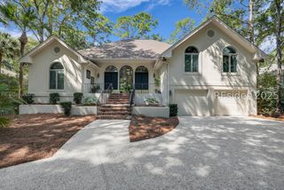5 Delta Ln, Hilton Head Island, SC 29928