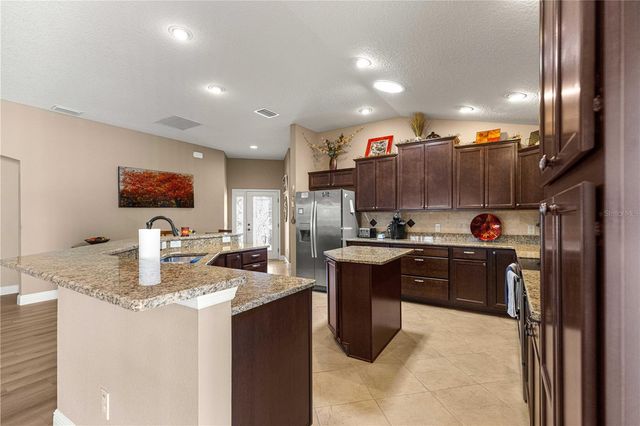 2859 RESMONDO ROAD, The Villages, FL 32163