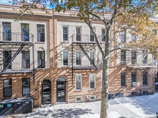 41-31 49th Street, Sunnyside, NY 11104