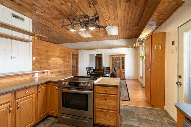 5406 County O-524, Ava, MO 65608