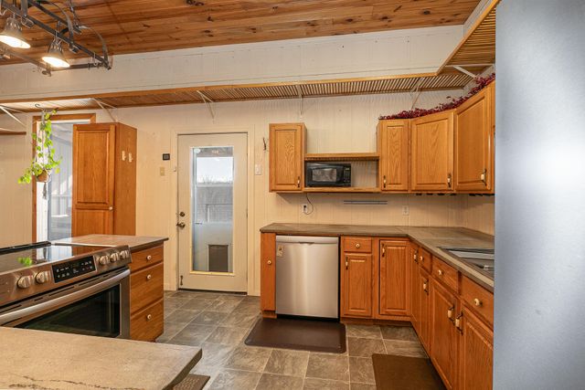 5406 County O-524, Ava, MO 65608