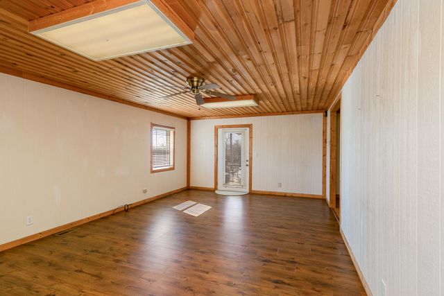 5406 County O-524, Ava, MO 65608