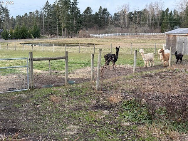 1483 Sw HOFFMAN Rd, West Linn, OR 97068