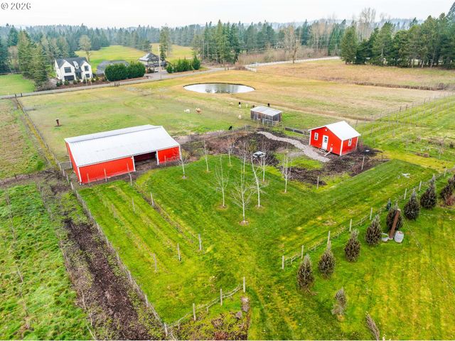 1483 Sw HOFFMAN Rd, West Linn, OR 97068