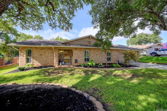 106 Barcelona Drive, Universal City, TX 78148
