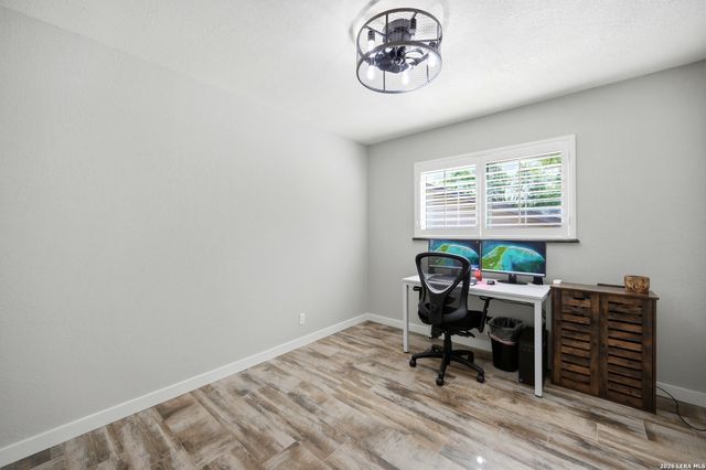 106 Barcelona Drive, Universal City, TX 78148