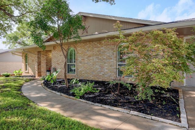 106 Barcelona Drive, Universal City, TX 78148