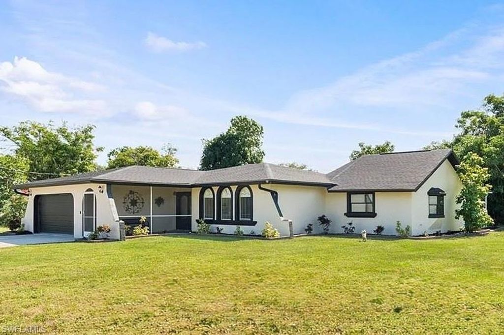 3042 Mango ST, FORT MYERS, FL 33916 — exterior