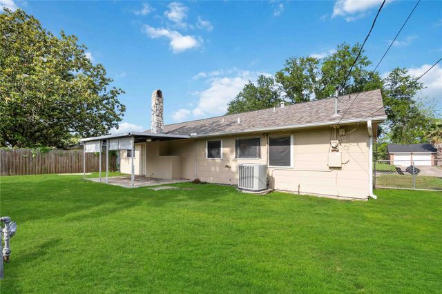 814 Alyse Street, Deer Park, TX 77536