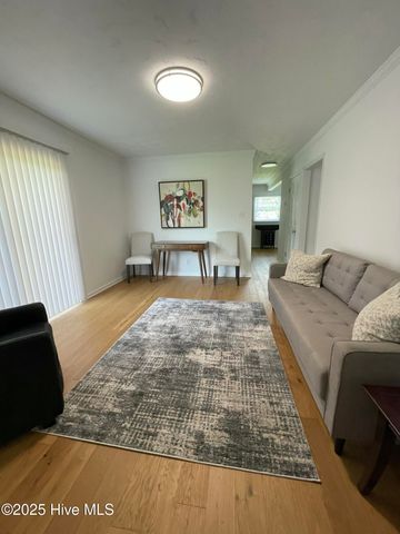 600 Oakwood Avenue, Jacksonville, NC 28546